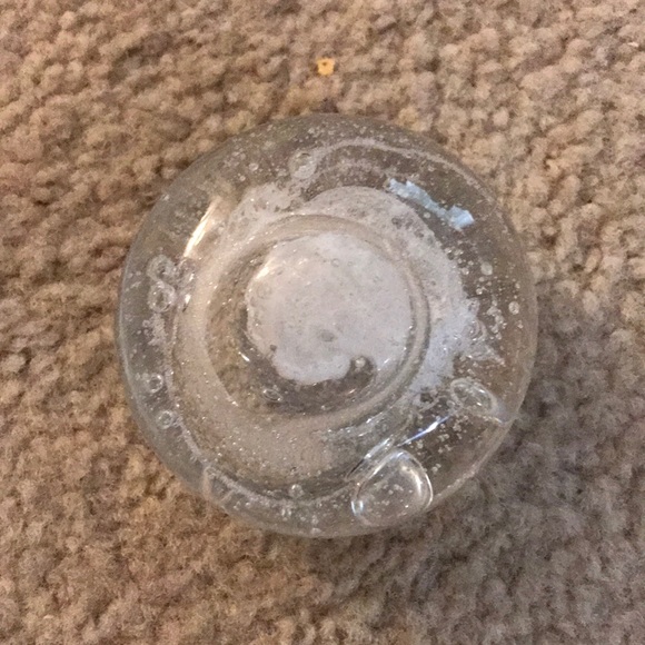 Art Glass/Bubble glass clear paper weight. - Picture 1 of 6